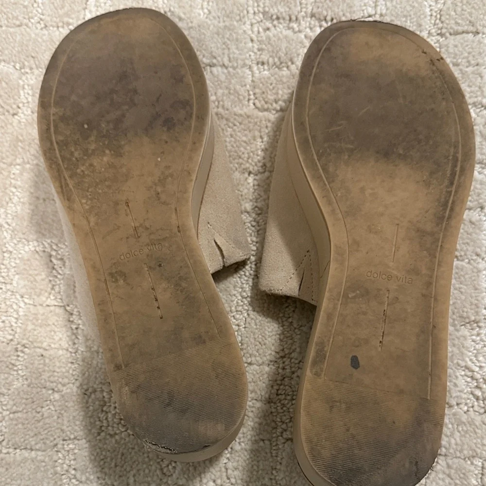 Dolce vita Cream “Freta” Platform Slide Sandals
